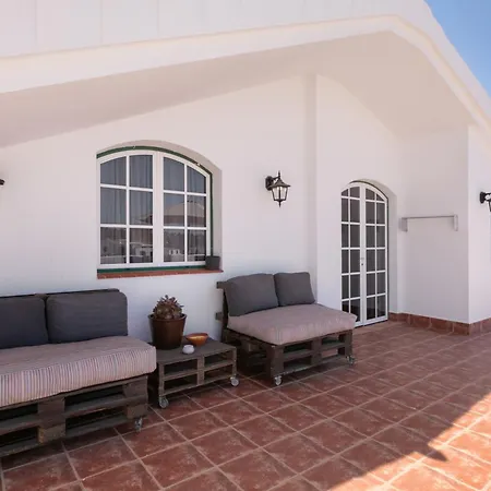 La Casa De Abona * La Sabinita